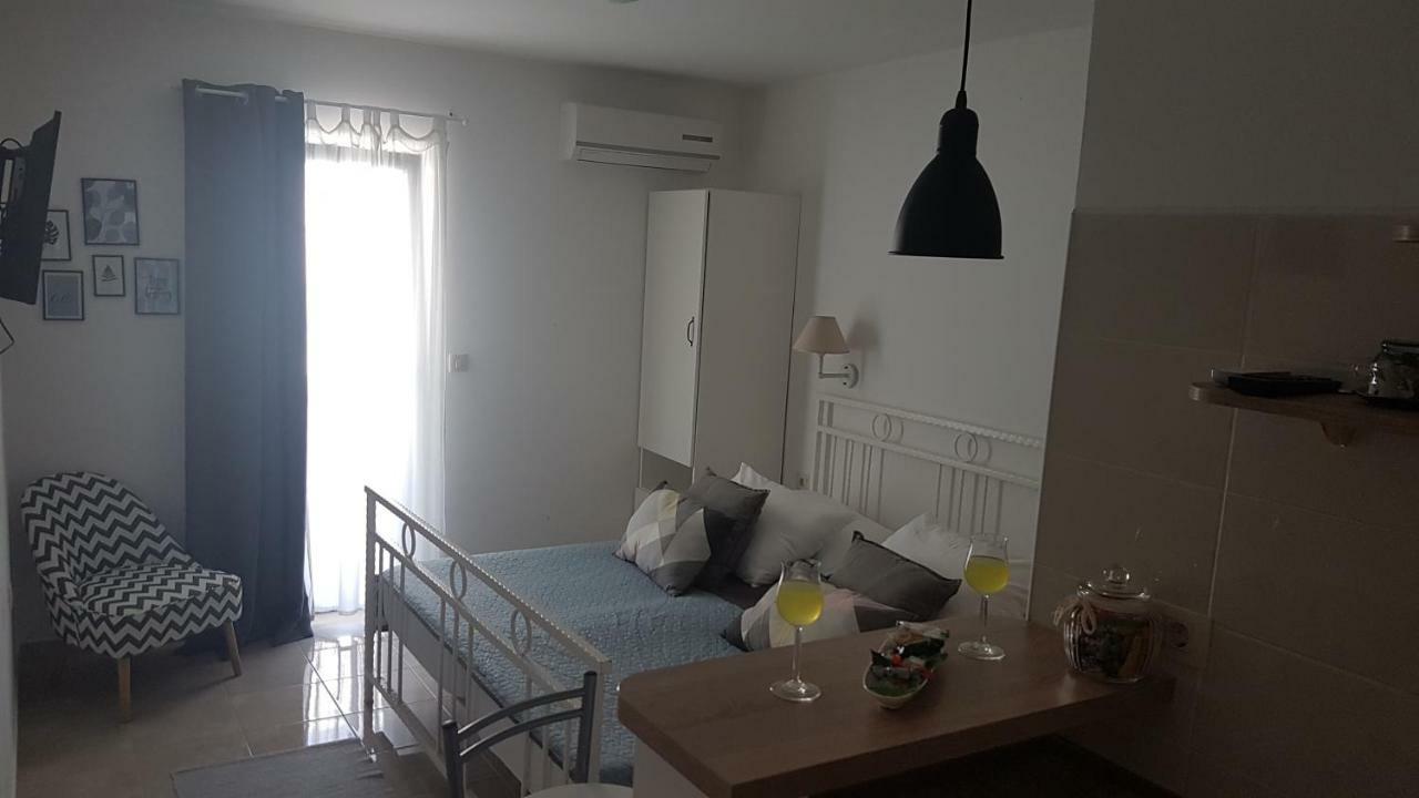 Apartment Luna 드레베니크 외부 사진